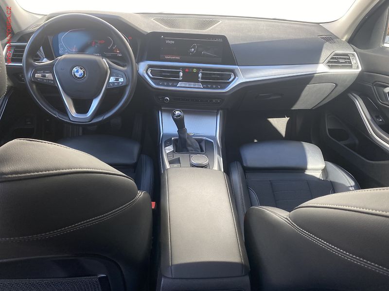 BMW Řada 3 (2019) 2.0 D 320d, Sport Line - fotka 8 z 19
