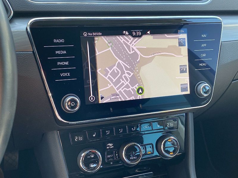 Škoda Superb (2023) Combi 2.0 TDI DSG Style - fotka 17 z 34