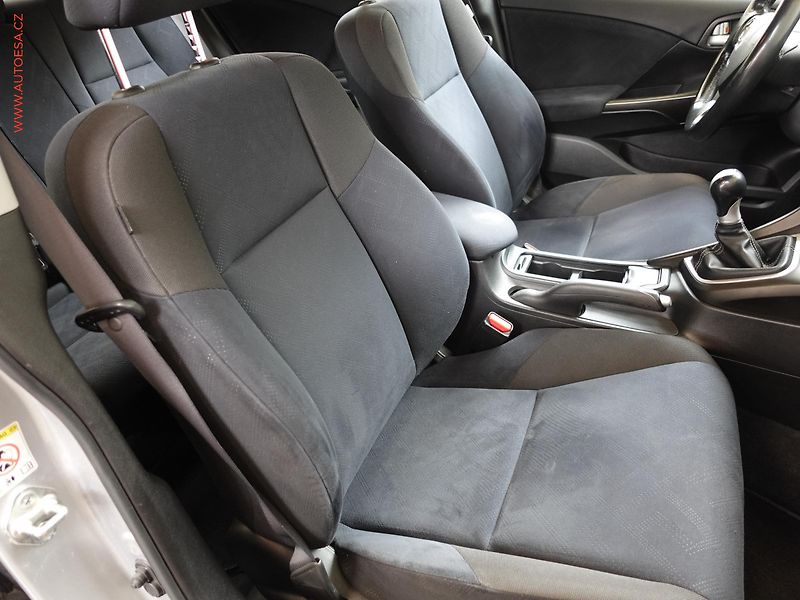 Honda Civic (2012) 1.4i, servis.kniha - fotka 11 z 21