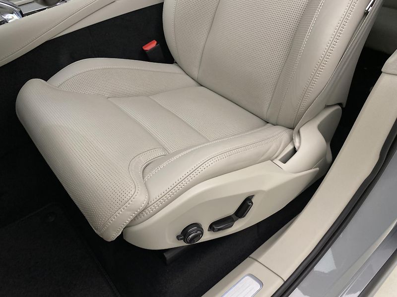 Volvo XC90 B5 AWD BRIGHT PLUS - fotka 25 z 66