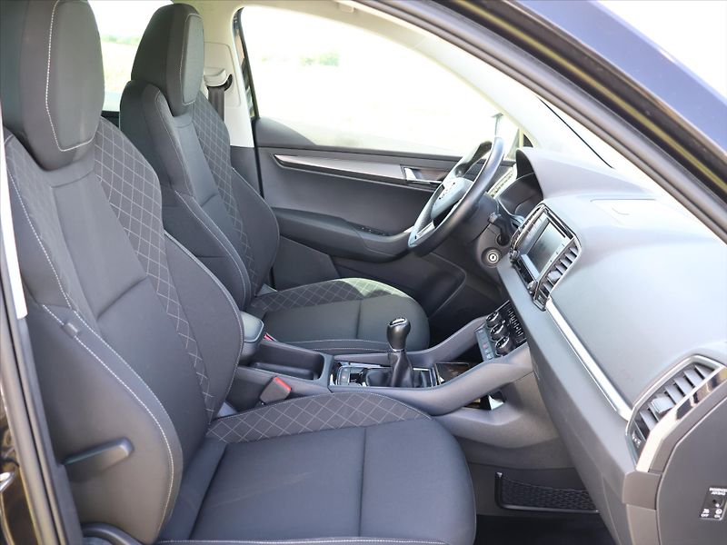 Škoda Karoq 1,0 TSI Soleil LED 1.Majitel - fotka 10 z 27