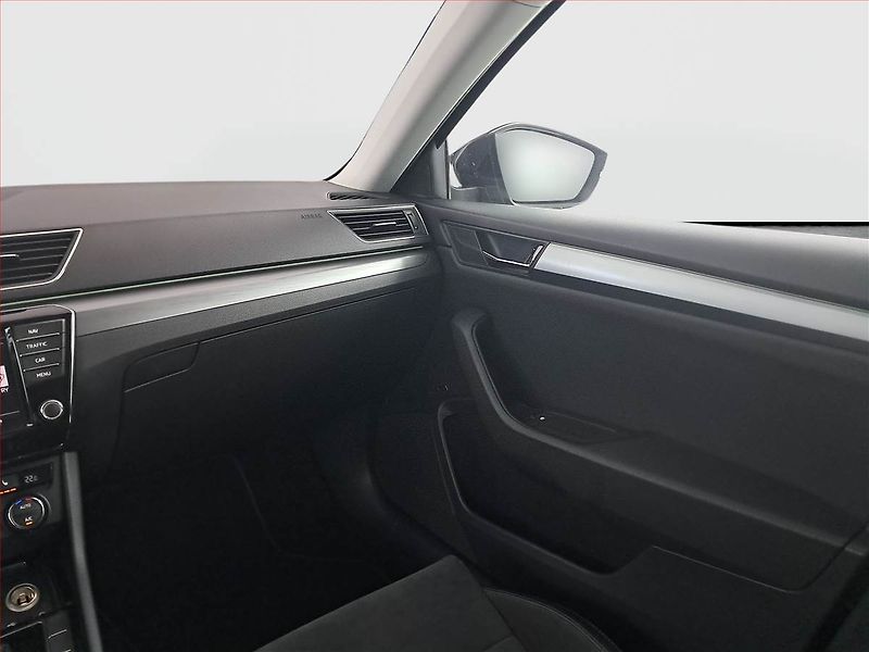 Škoda Superb (2016) Style 2.0 TDI, Automat, Kůže - fotka 8 z 20