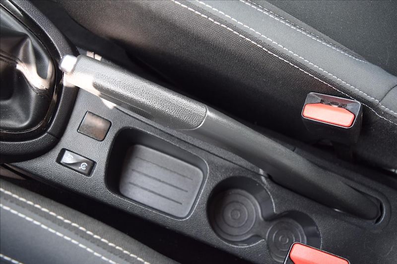 Renault Clio 1,2 i 54KW KLIMA ALU - fotka 44 z 47