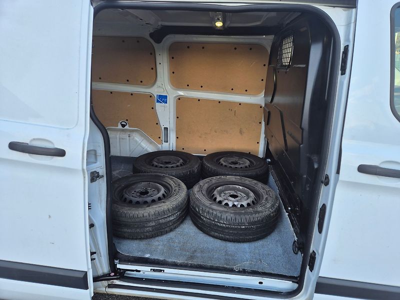 Ford Transit Custom 2,0 TDCi, CZ - fotka 11 z 19