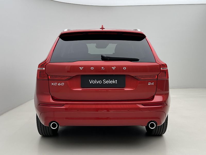 Volvo XC60 B4 MOMENTUM - fotka 12 z 46