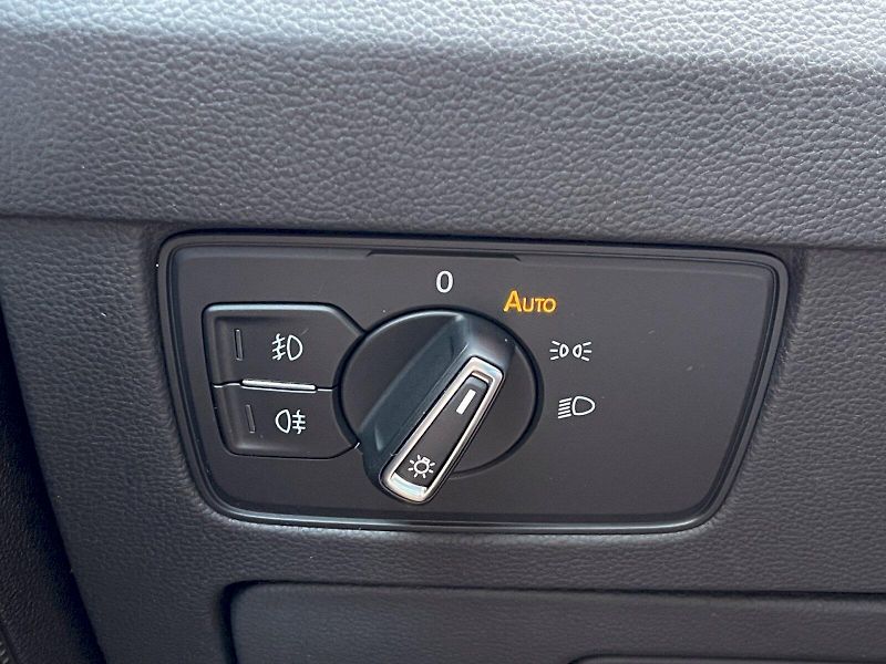 Volkswagen Passat (2023) 2.0 TDI 110kW DSG Business - fotka 7 z 32