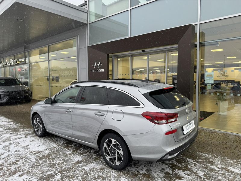 Hyundai i30 (2026) 1,0 T-GDI MT STYLE - fotka 4 z 11