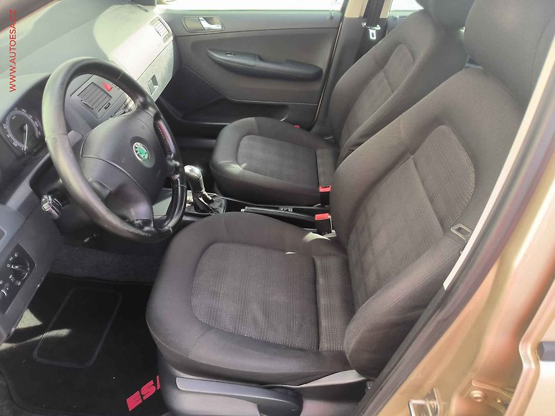 Škoda Fabia (2005) 1.2 12V, 2.maj,ČR, AC, tempo - fotka 9 z 16