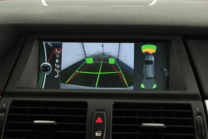 BMW X5 (2013) xDrive30d, 4X4, Automat, Kůže - fotka 18 z 21