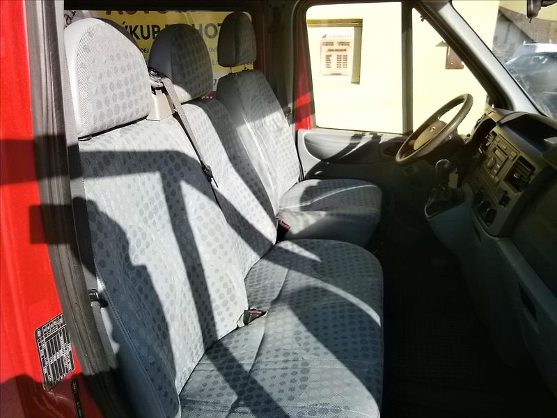 Ford Transit 2,2 TDCI  L3H2  9 MÍST - fotka 11 z 18