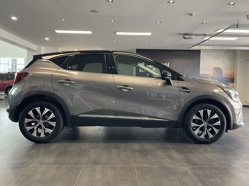 Renault Captur (2023) TECHNO 1,3TCe EDC - fotka 5 z 25
