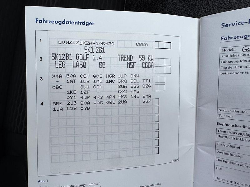 Volkswagen Golf (2010) 1.4 16V TAŽNÉ, SERVISNÍ KNIHA - fotka 25 z 32