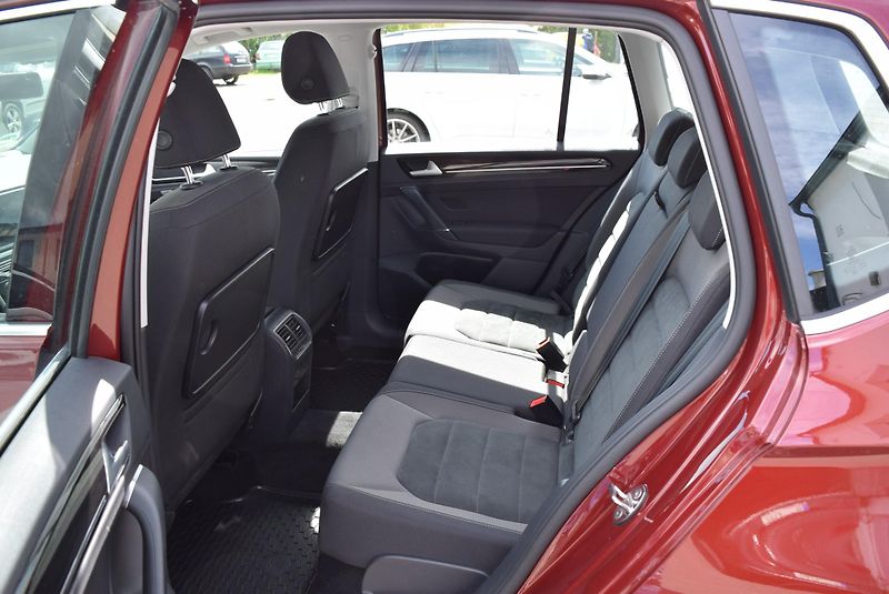 Volkswagen Golf Sportsvan (2020) 1.5TSI 110kw DSG 7° HIGHLINE  - fotka 14 z 50