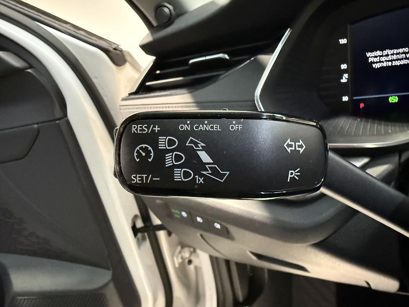 Škoda Octavia 2.0 TDI 85kW Ambition DSG - fotka 9 z 13