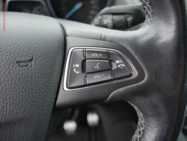 Ford Kuga (2017) 2.0 TDCi 4x4, ČR, ST-Line - fotka 19 z 23