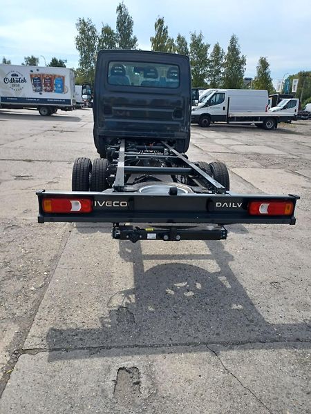 Iveco Daily (2025) 50C18HZ do 3.5t - 3.0l - fotka 3 z 5