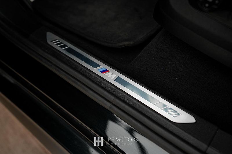 BMW X5 (2024) xDrive40i mHEV 280kW - fotka 37 z 55