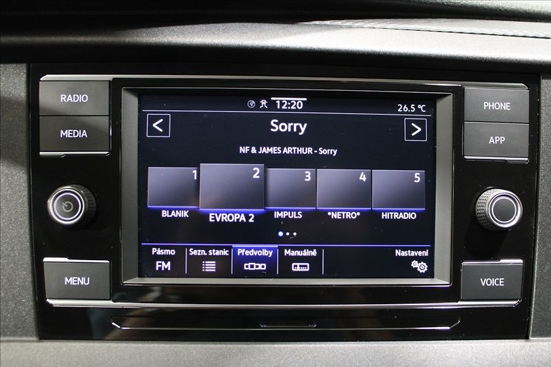 Volkswagen Caravelle 2,0 TDI 110kW DSG Comfortline - fotka 21 z 32