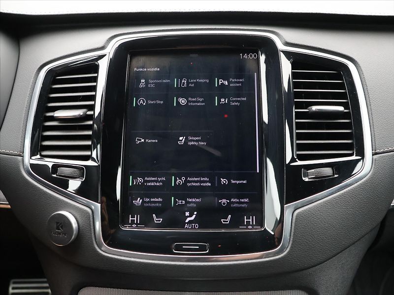 Volvo XC90 2.0 B6 220kW R-Design CZ Aut. - fotka 23 z 36
