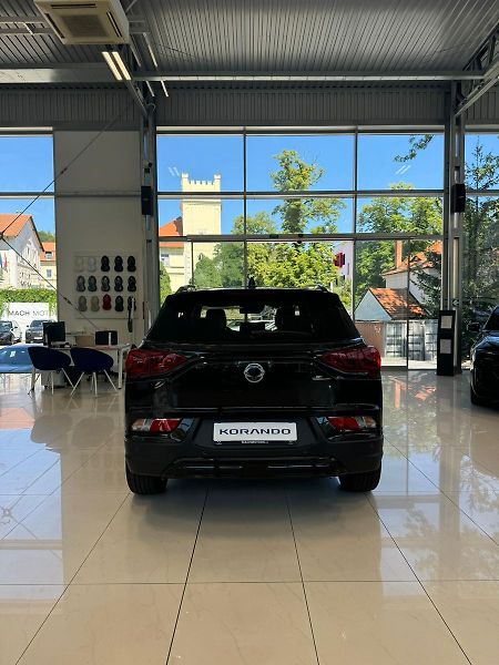 KGM Korando STYLE+ 1.5 GDI-T - fotka 6 z 13