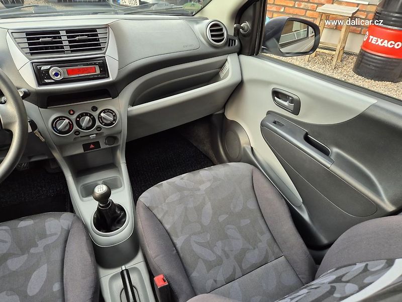 Suzuki Alto (2009) 1.0i 50KW klima El.předni okna - fotka 29 z 54