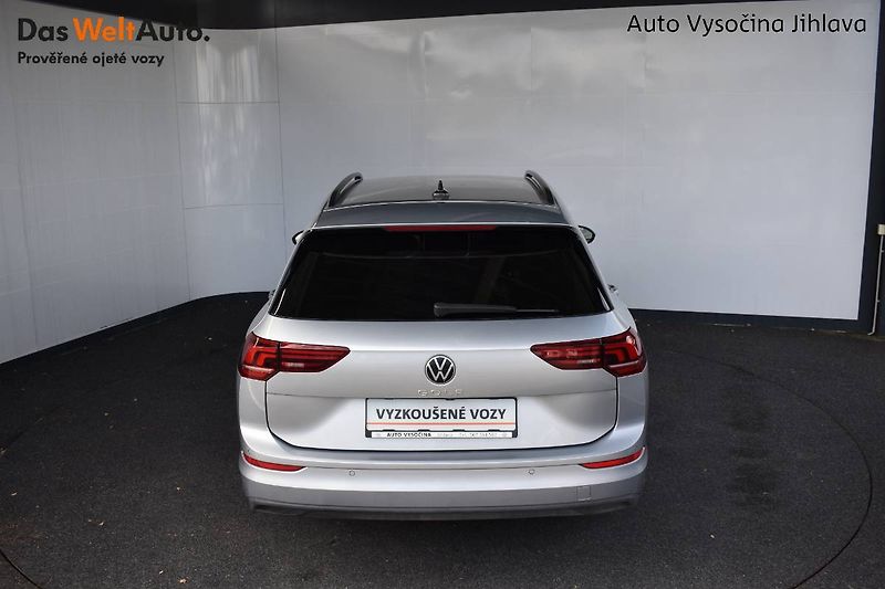 Volkswagen Golf Variant (2024) 1.5TSI 85kW CZ,1.Majitel - fotka 8 z 24