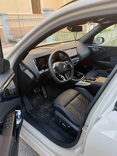 BMW X3 (2025) - fotka 8 z 11
