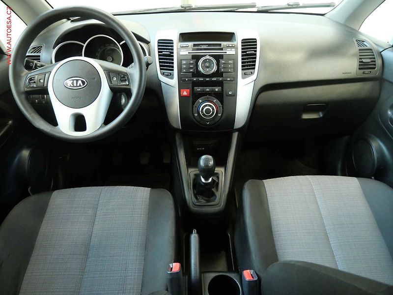 Kia Venga (2012) 1.4CRDi, ČR, AC, tažné - fotka 8 z 19