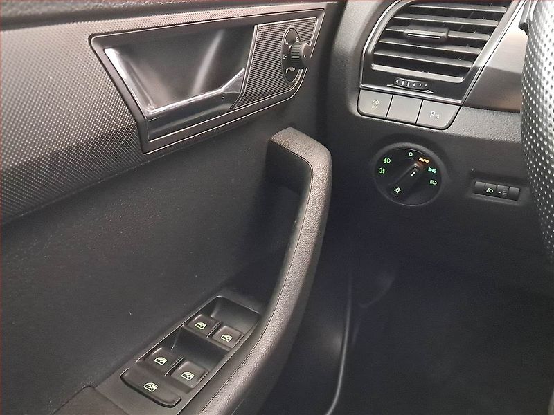 Škoda Fabia (2016) Style 1.2 TSI, Automat - fotka 15 z 17