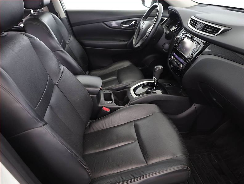 Nissan X-Trail (2016) 1.6 dCi, Automat, Serv.kniha - fotka 7 z 18