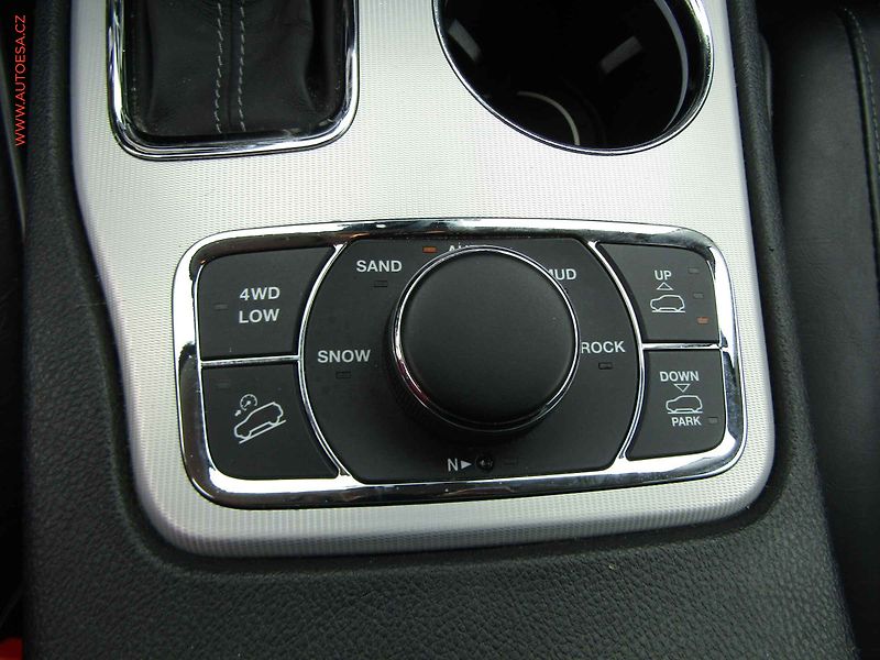 Jeep Grand Cherokee (2019) 3.0 CRD 4x4, 2.maj,ČR - fotka 19 z 26