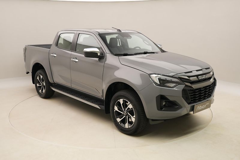 Isuzu D-Max (2026) Double Cab 2,2l LSE 4x4 AUT - fotka 8 z 35