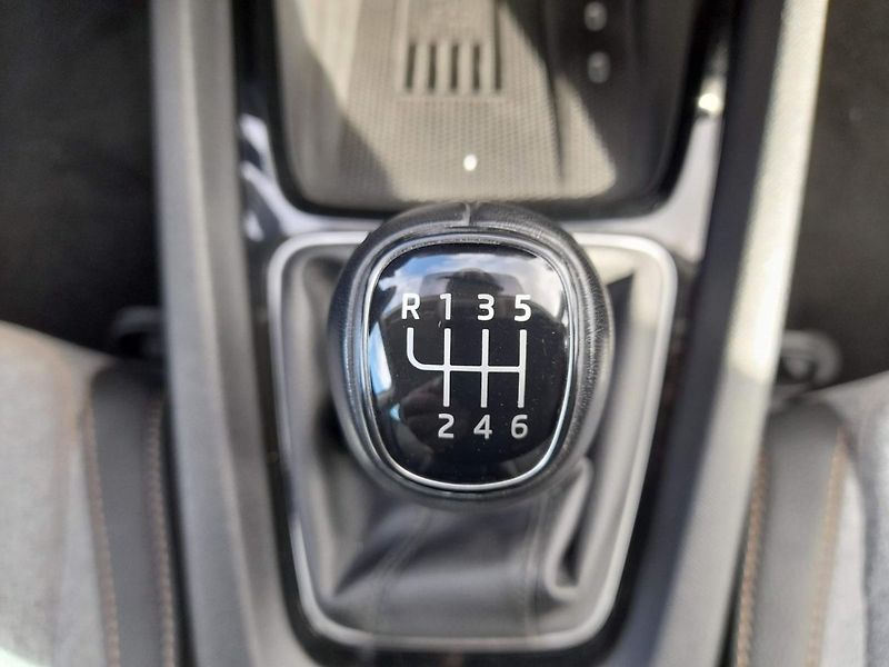 Škoda Octavia Combi Top Selection 2.0 85kW - fotka 17 z 20