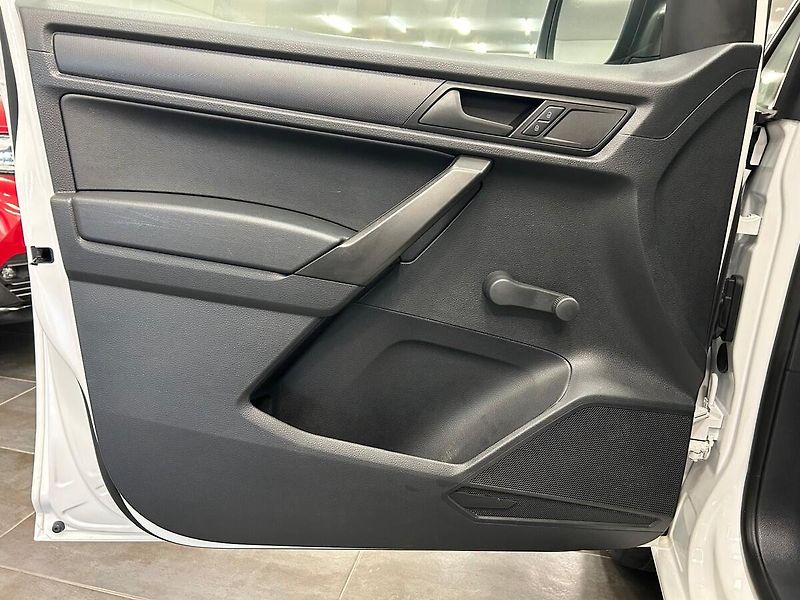 Volkswagen Caddy (2020) 1.4TGI LPG/CNG maxi skrin Zar1 - fotka 11 z 23
