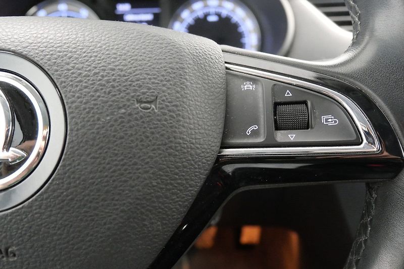 Škoda Octavia - fotka 15 z 23