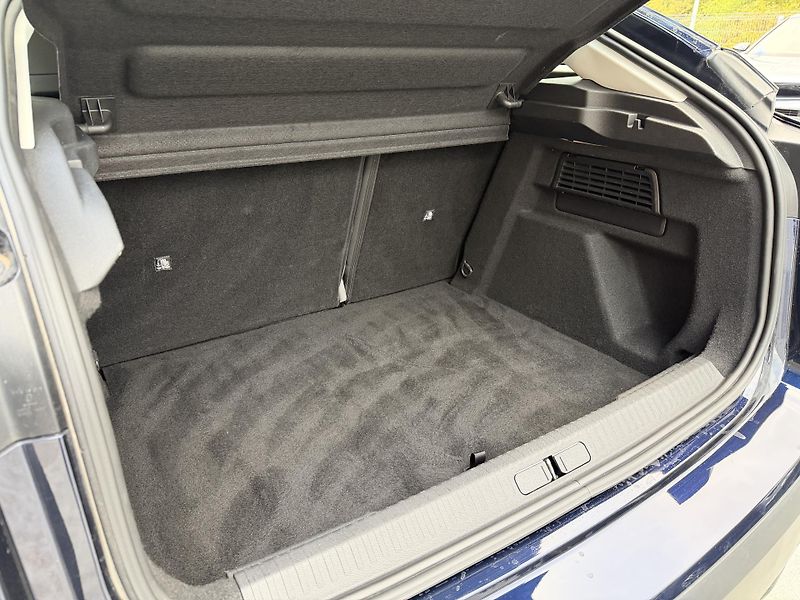 Citroën C4 (2025) PLUS PureTech 130k EAT8 - fotka 35 z 37