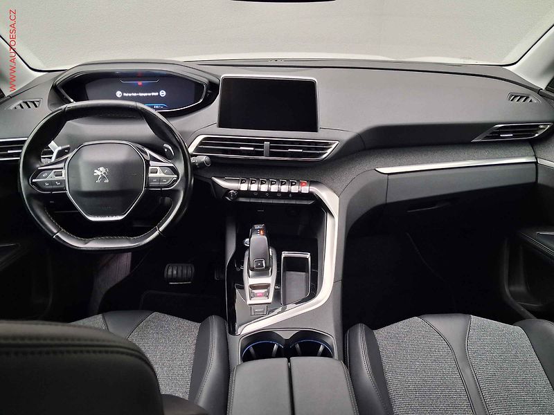 Peugeot 5008 (2019) 1.5 HDi 7míst, Allure, AT - fotka 8 z 17