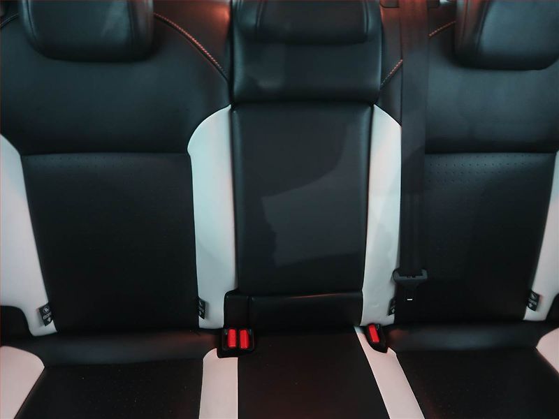 Citroën DS4 (2011) 2.0 BlueHDI, Navi, Xenony - fotka 10 z 21
