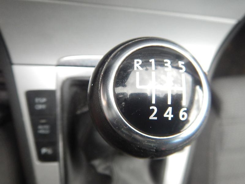 Volkswagen Passat CC 2.0 TDI, 103 kW, DIGIKLIMA - fotka 21 z 25