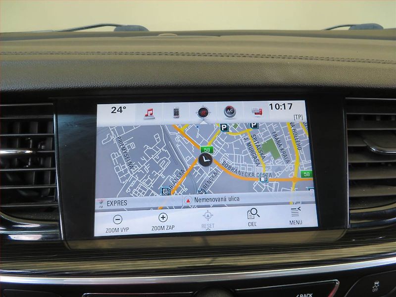 Opel Insignia (2017) 1.6 CDTI, Automat, Serv.kniha - fotka 13 z 17