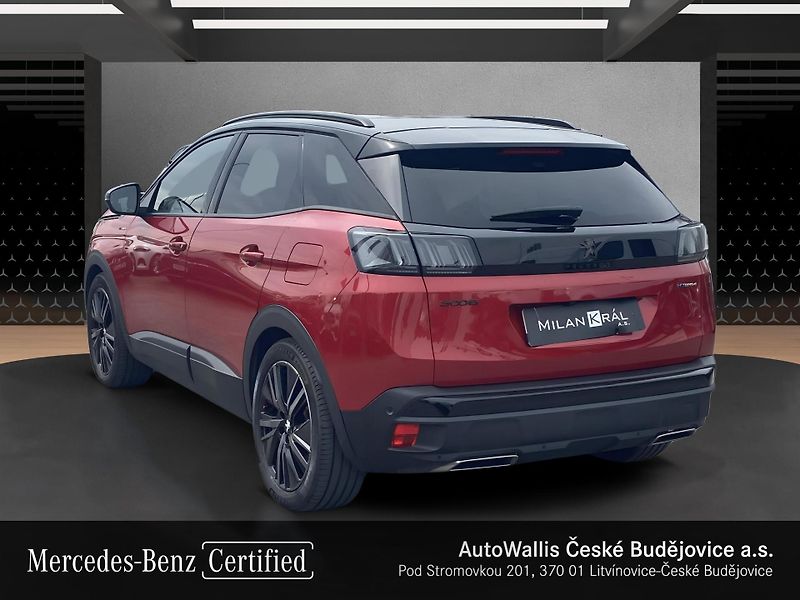 Peugeot 3008 GT HYBRIDe-EAT8 4x4 - fotka 3 z 27