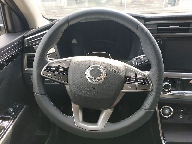KGM Korando 1.5T, SMART,4WD, MT, SKLADEM - fotka 15 z 35