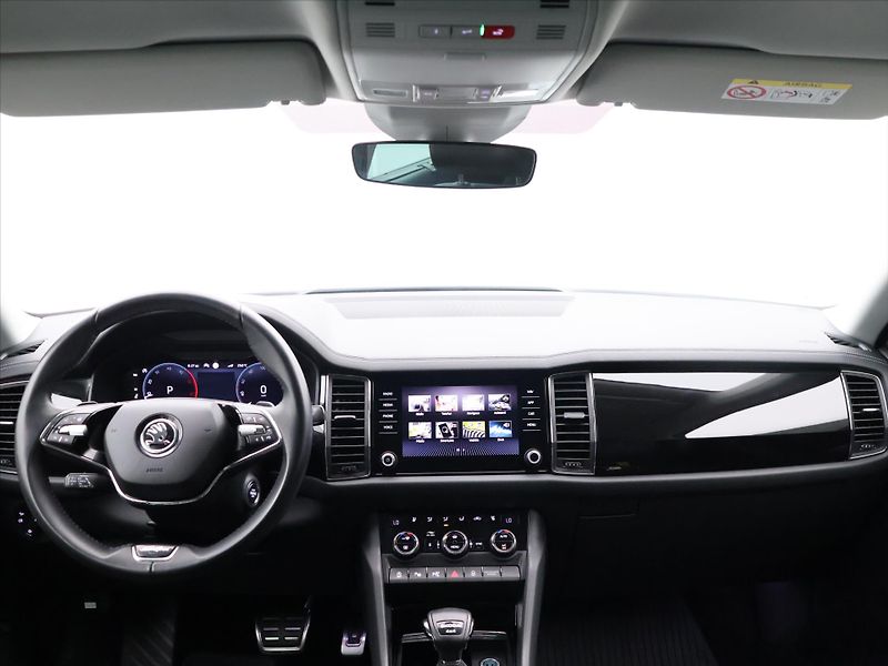 Škoda Kodiaq 2,0 TDI 4x4 DSG CZ L&K DPH - fotka 26 z 33