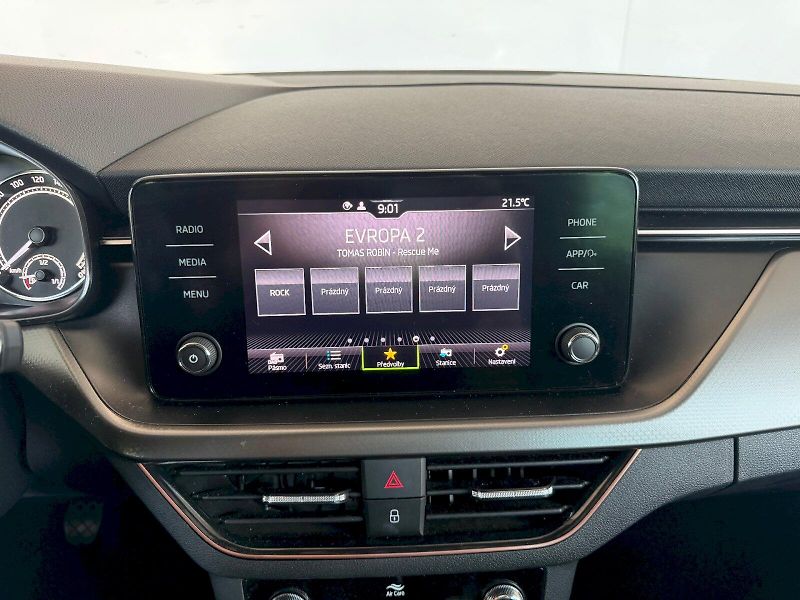 Škoda Scala (2022) Style 1.0 TSI / 81 kW M6 - fotka 12 z 25