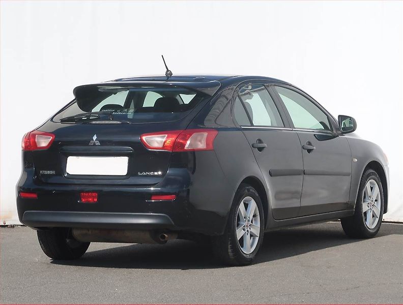 Mitsubishi Lancer (2010) 1.5 MIVEC, Serv.kniha, po STK - fotka 5 z 18