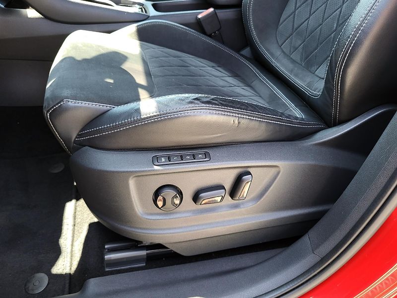Škoda Kodiaq 2.0 TDi DSG 4x4 SPORTLINE *ČR - fotka 28 z 48