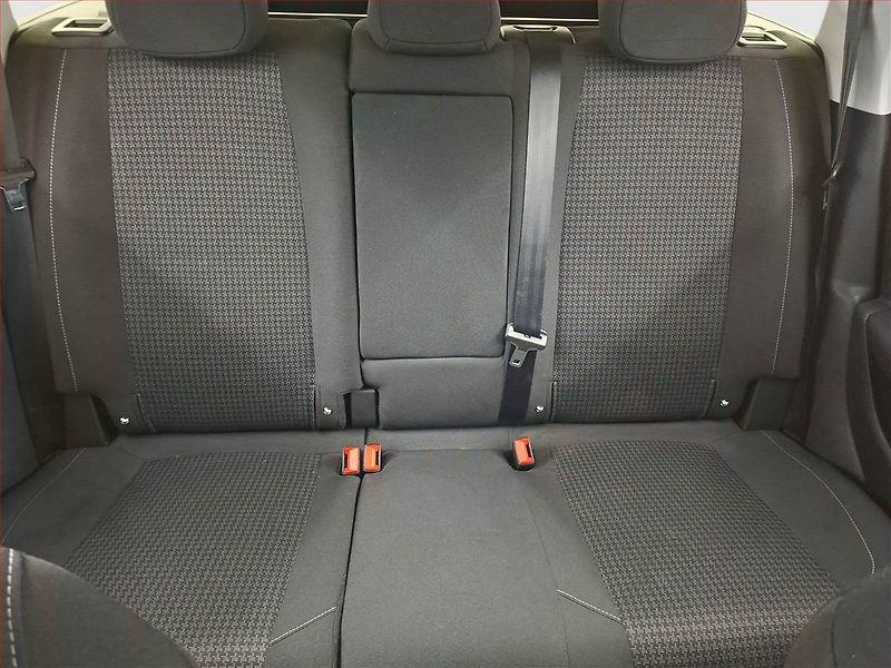 Peugeot 308 (2021) 1.5 BlueHDi, Tempomat - fotka 10 z 19
