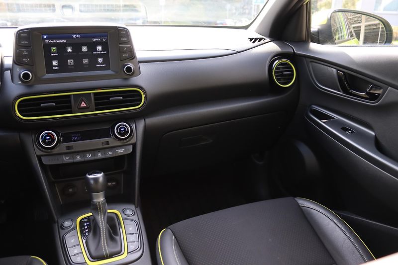 Hyundai Kona 1.6 T-GDI 4×4 | 7DCT | 130 kW - fotka 39 z 57