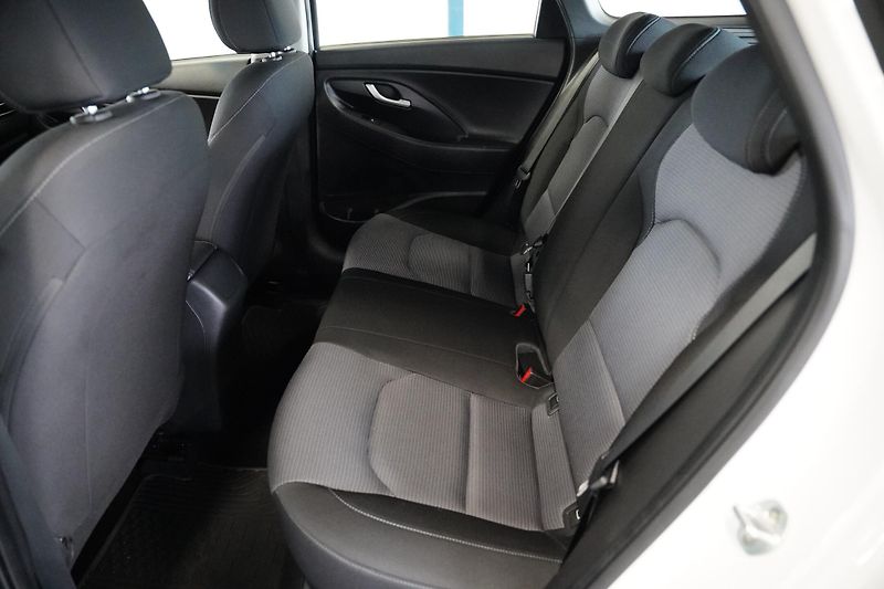 Hyundai i30 - fotka 25 z 26
