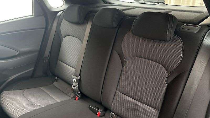 Hyundai i30 1.0 T-GDI Comfort - fotka 16 z 23